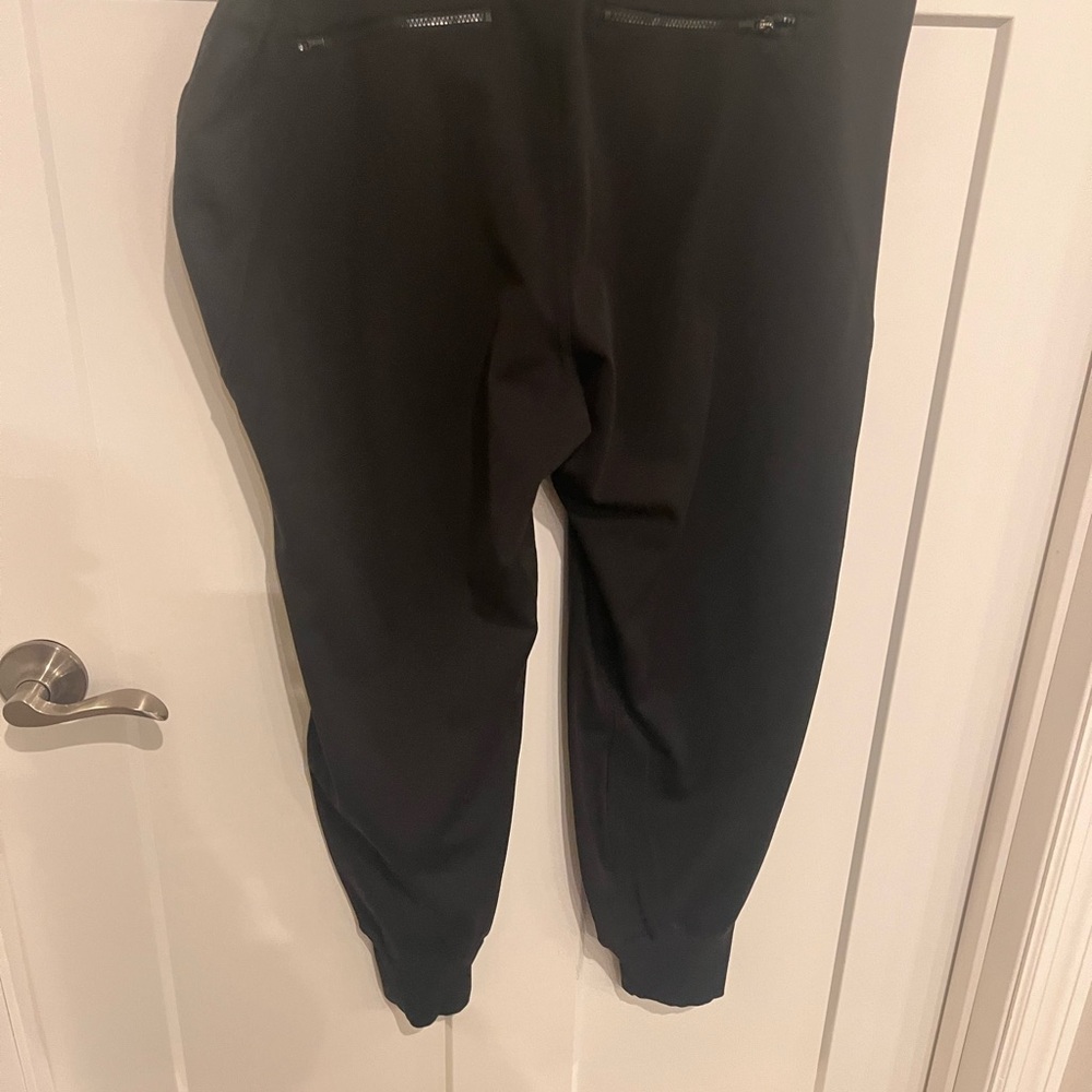 Athleta  High Rise Jogger -1X -black - Picture 6 of 8
